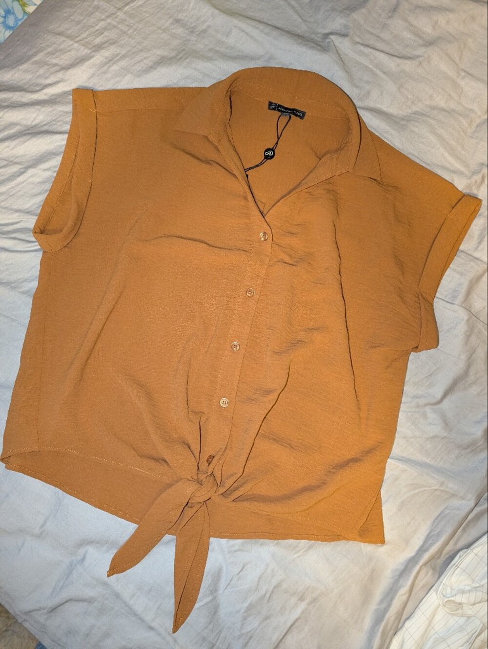 NWT ADRIANNA PAPELL TOP